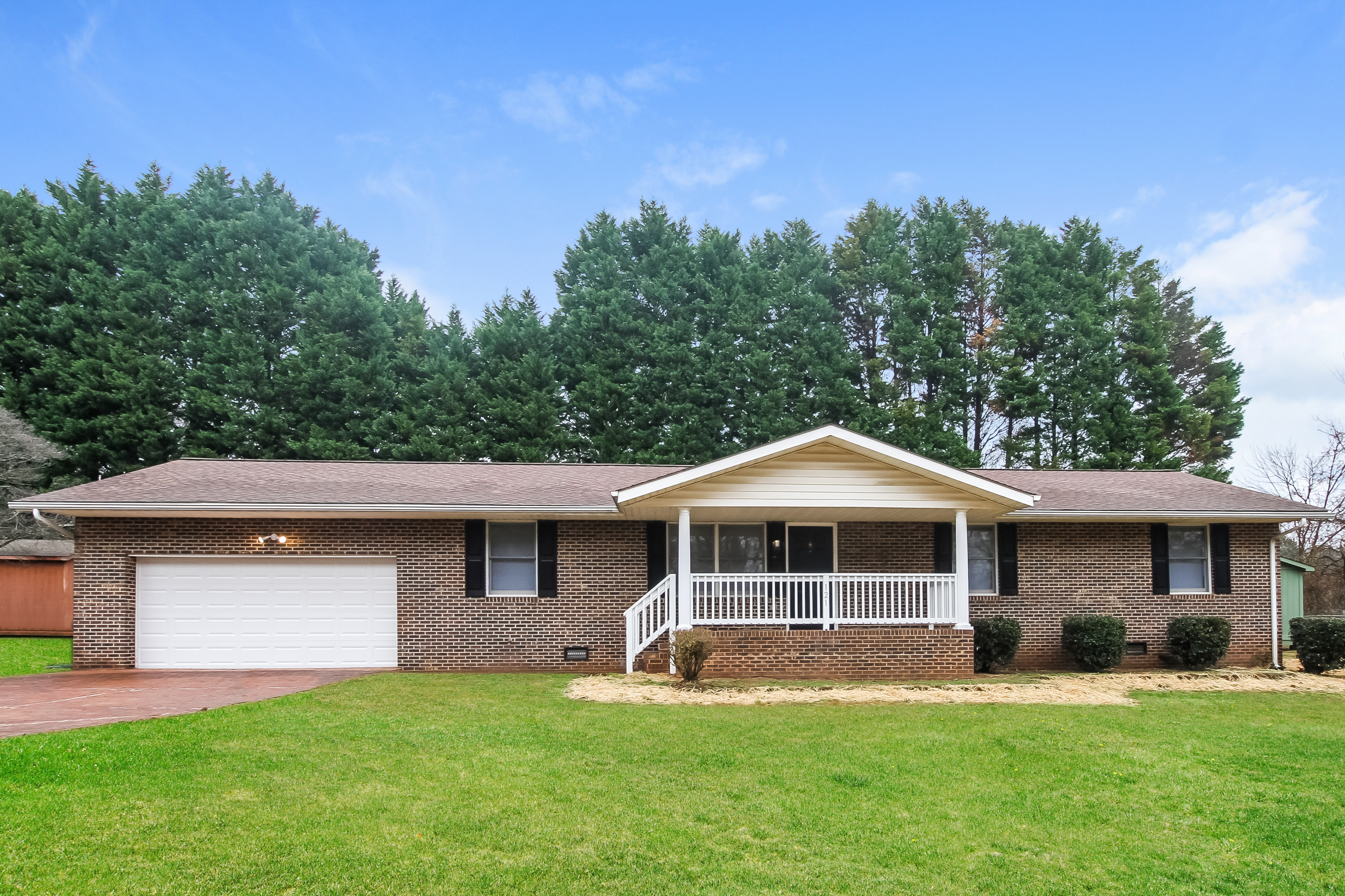 121 Crescent Place Lane Mooresville, NC 28117
